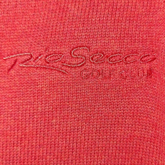 Tehama Men's Red 100% cotton Sweater in a men's size large. Pre-loved - Picture 6 of 9